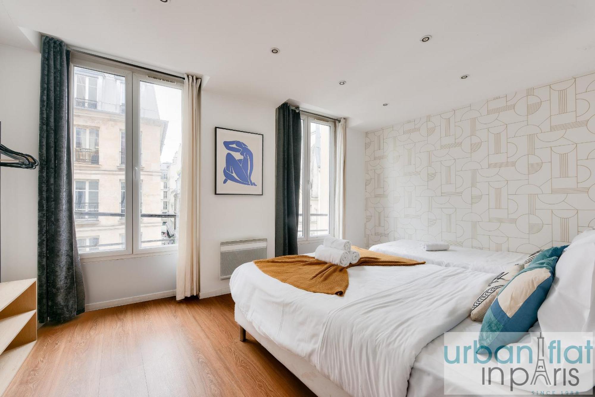 04 Best Flat Montorgeuil 3 Paris Exterior photo