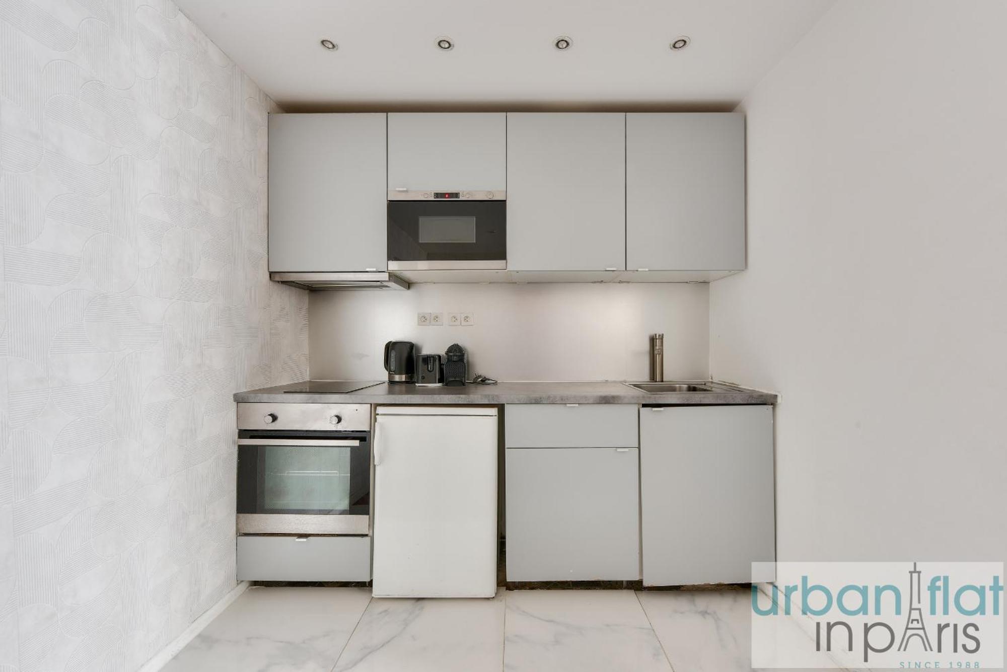 04 Best Flat Montorgeuil 3 Paris Exterior photo